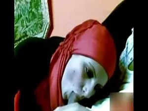 Ladyboy maroto velho ...