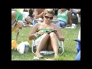 O Busty hot milf est ...