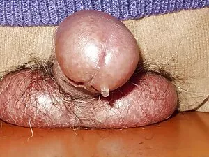 Ladyboy Sexy masturb ...