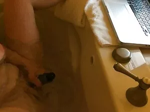 Bofetada jovem depoi ...